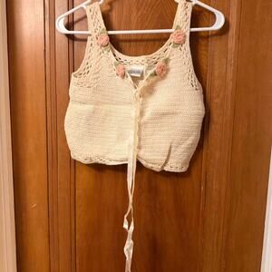 Very cool vintage piece cream